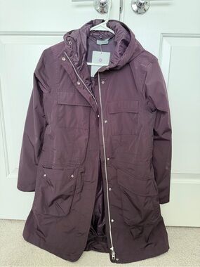 NWT Athleta Downpour Waterproof Hooded Rain Coat Plum Purple Sz XSP